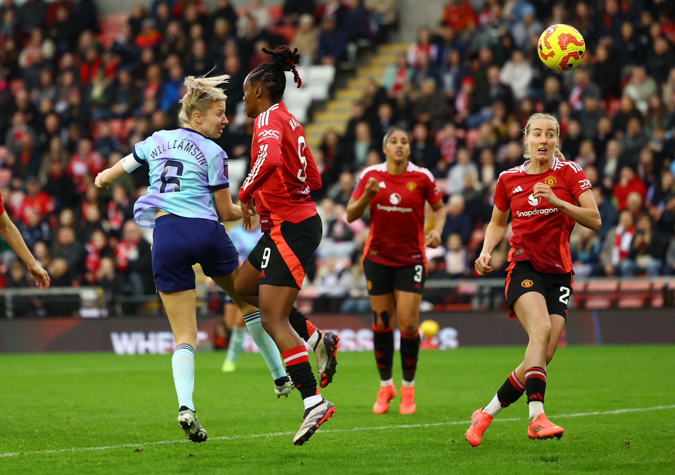 Arsenal vs Man United women wsl