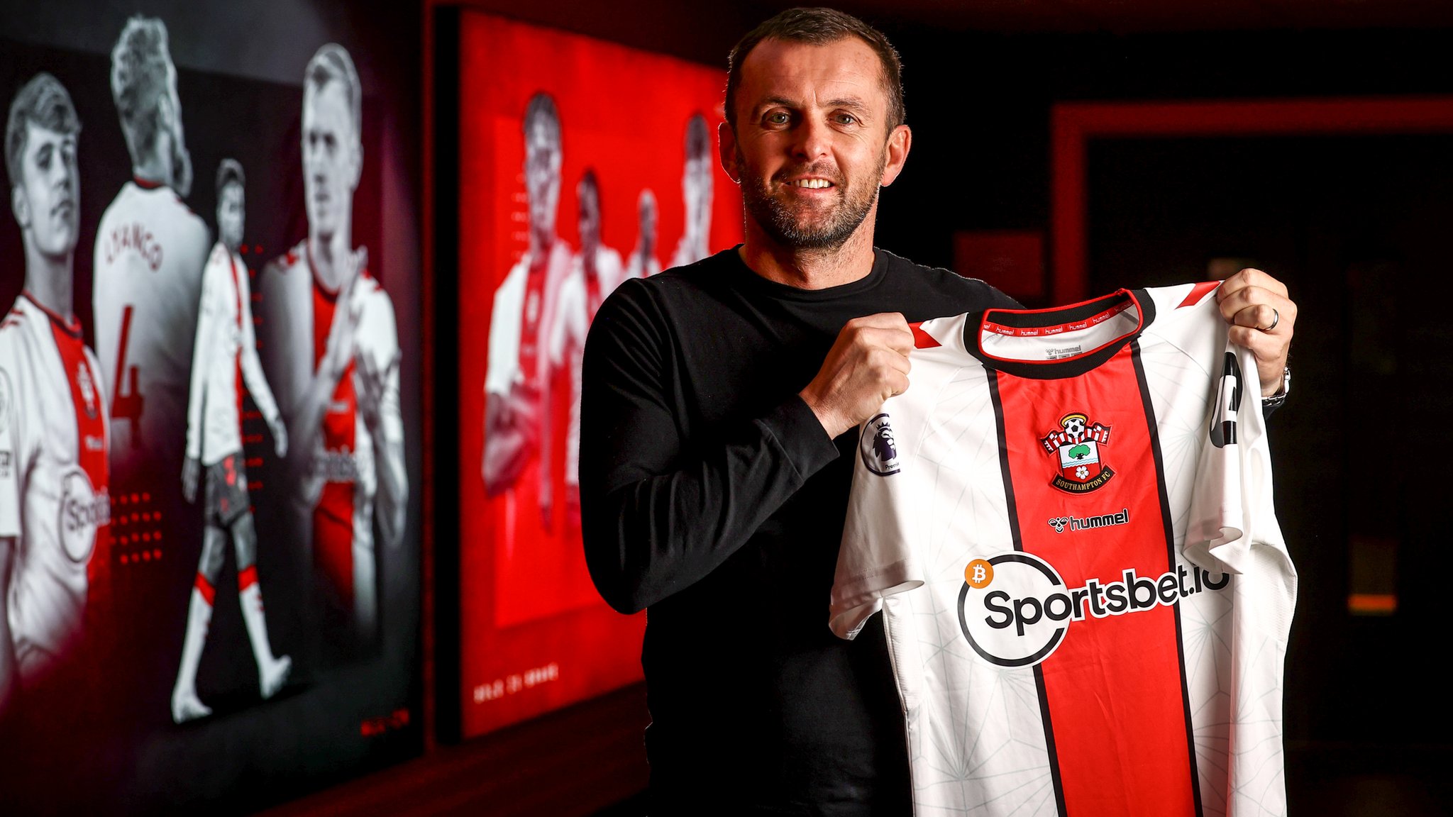 Nathan Jones Southampton temp