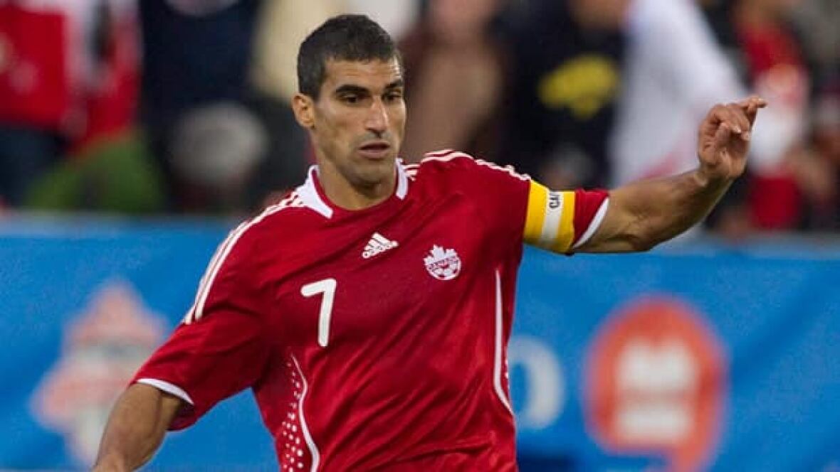 Paul Stalteri Pilar Pertahanan