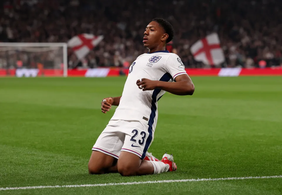 Myles Lewis-Skelly Bersaing di Tengah Kedalaman Skuad